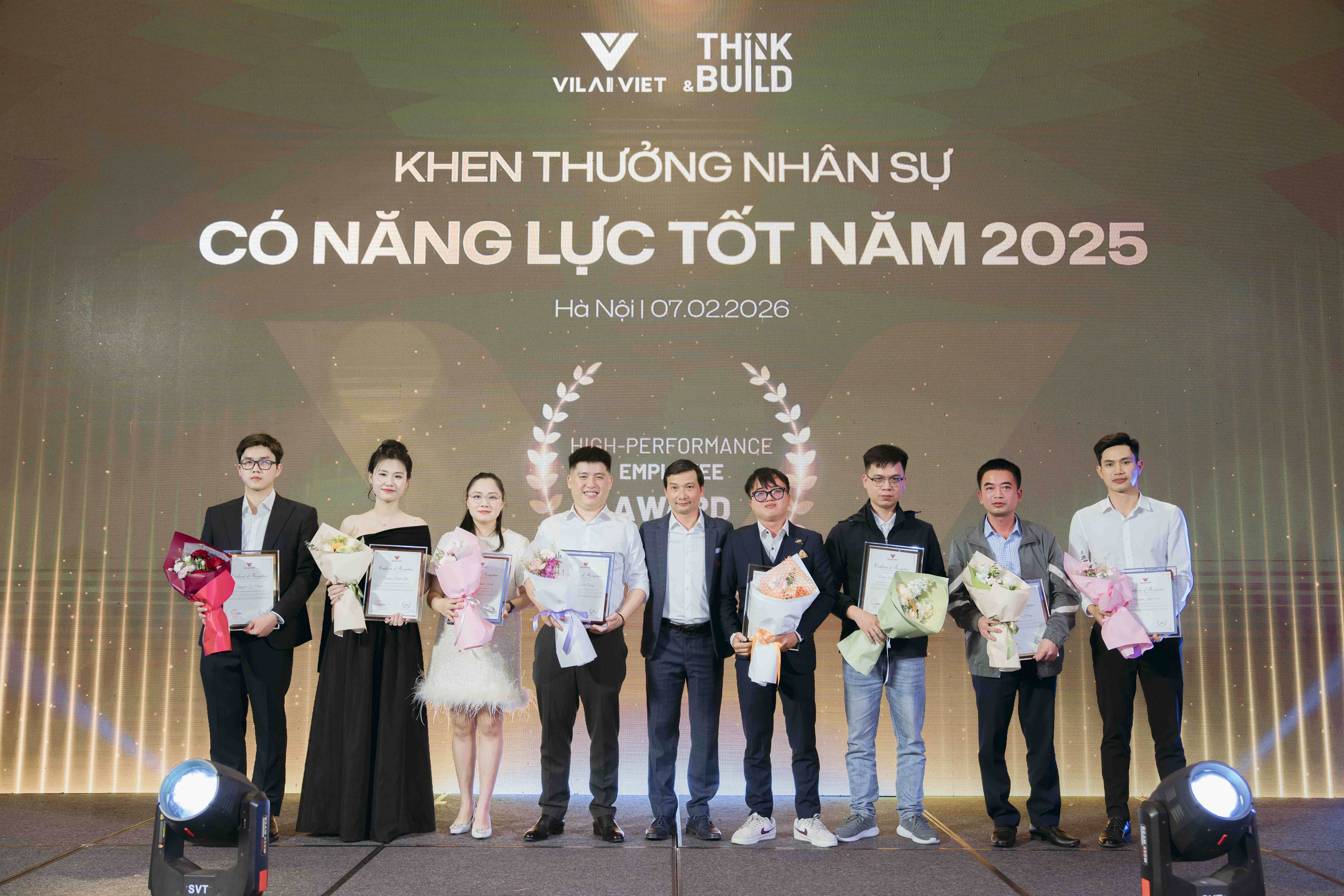 General contractor Vilai Viet honored employees at the Year-end party 2025.